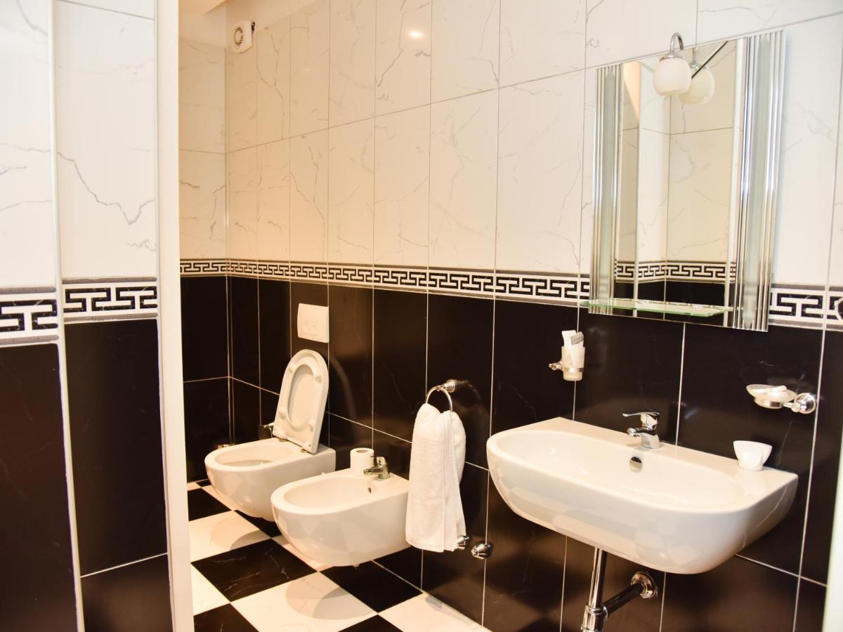 Hotel Continental Durrës 外观 照片