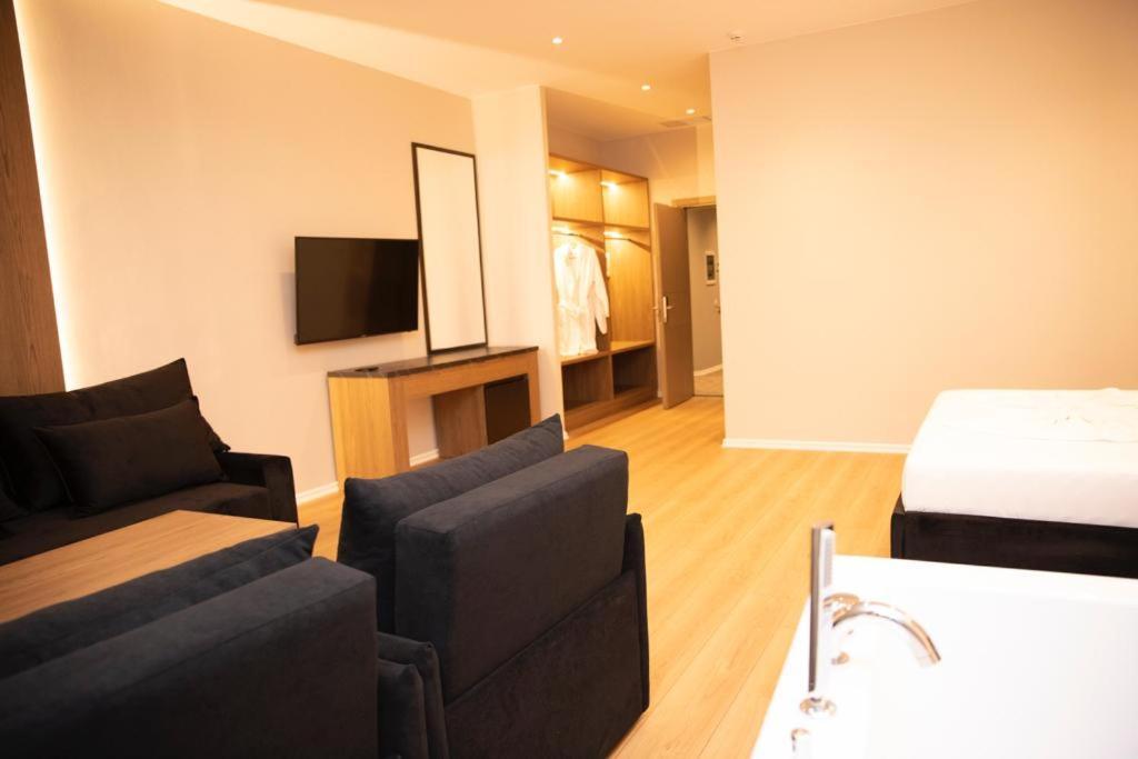 Hotel Continental Durrës 外观 照片
