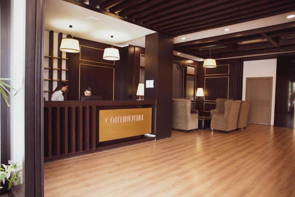 Hotel Continental Durrës 外观 照片