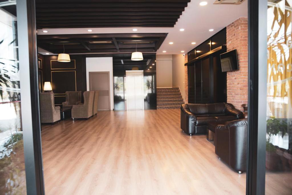 Hotel Continental Durrës 外观 照片