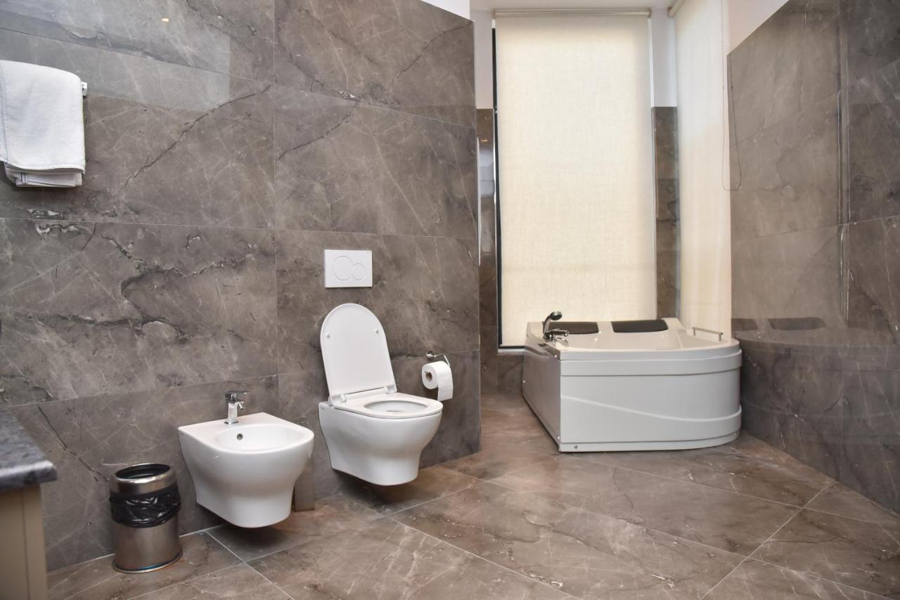 Hotel Continental Durrës 外观 照片