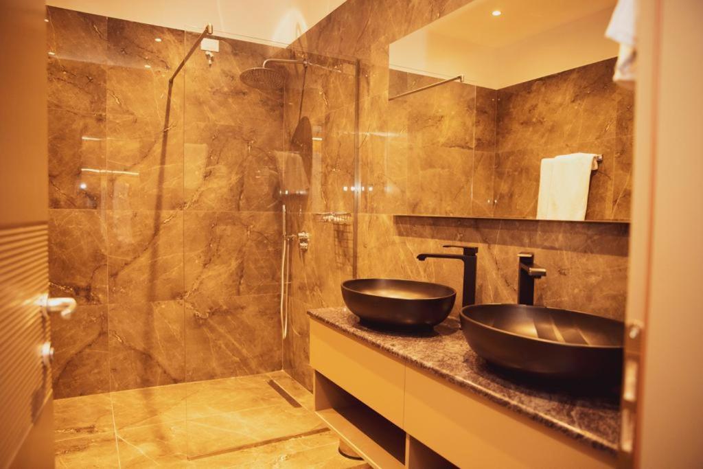 Hotel Continental Durrës 外观 照片